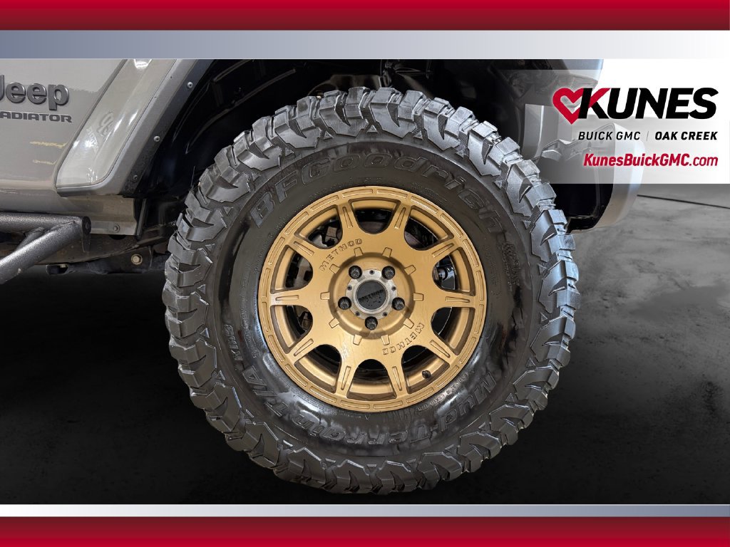 Used 2021 Jeep Gladiator Sport AWD/4WD image 9