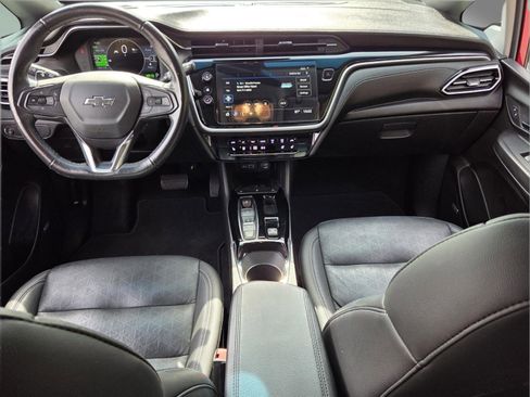 Certified 2023 Chevrolet Bolt LT w/ Infotainment Package FWD image 11