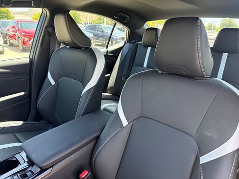 Used 2026 Toyota Camry SE w/ Convenience Package FWD image 14