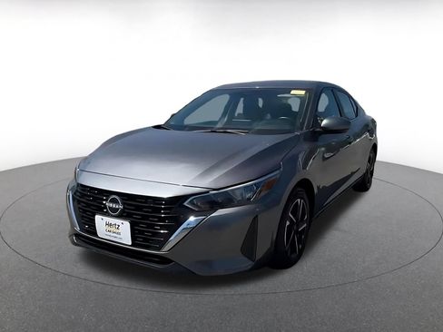 Used 2025 Nissan Sentra SV FWD image 7