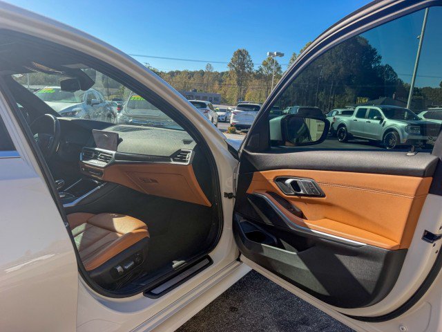 Used 2021 BMW 330i Sedan w/ Premium Package RWD image 22