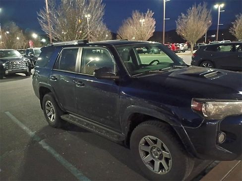 Used 2016 Toyota 4Runner Trail image 1