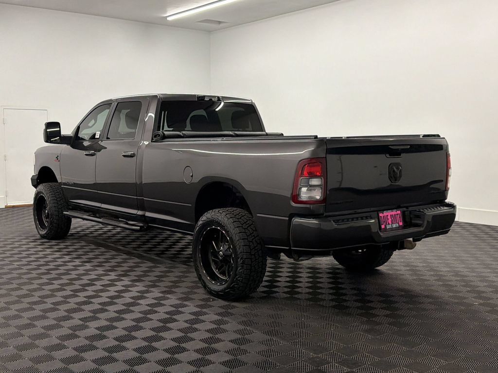 Used 2024 RAM 3500 Big Horn w/ Night Edition AWD/4WD image 3