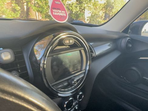 Used 2021 MINI Cooper SE w/ 6.5" Touchscreen Package FWD image 5