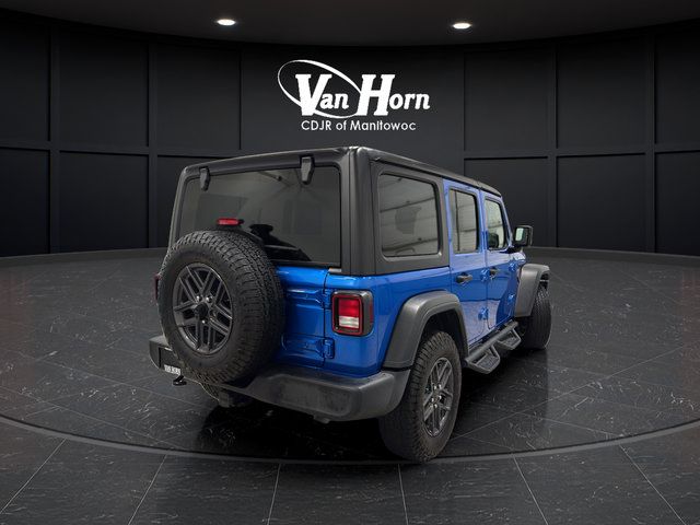 Used 2024 Jeep Wrangler Unlimited Sport AWD/4WD image 7