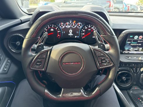 Used 2017 Chevrolet Camaro SS image 21