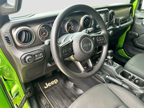 Used 2018 Jeep Wrangler Sport image 10