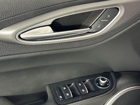 Used 2023 Alfa Romeo Giulia Veloce image 17