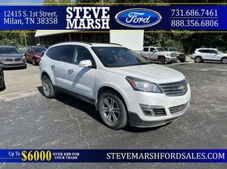 Used 2017 Chevrolet Traverse LT image 1