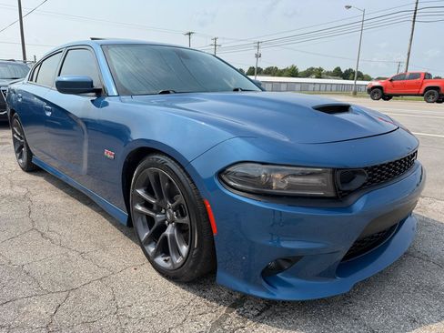 Used 2020 Dodge Charger Scat Pack w/ Plus Group RWD image 18