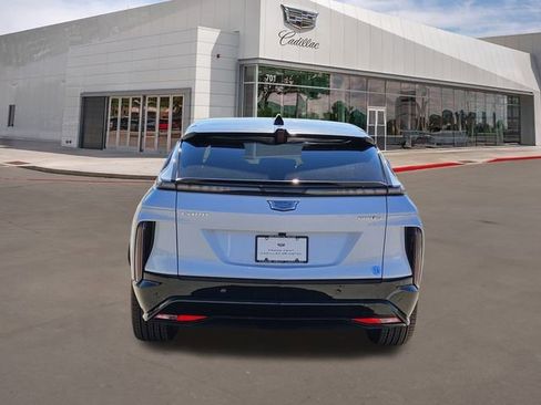 New 2026 Cadillac Lyriq Sport w/ LPO, Floor Liner Package image 5