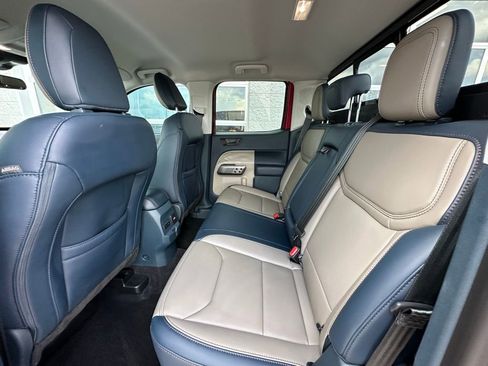 New 2025 Ford Maverick Lariat image 46