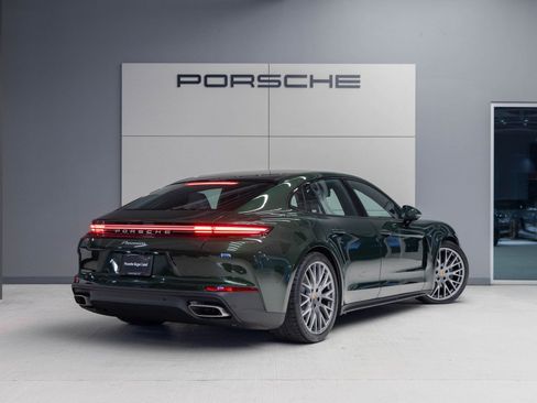 Certified 2026 Porsche Panamera RWD image 7