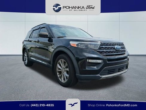 Used 2020 Ford Explorer XLT w/ Equipment Group 202A RWD image 3