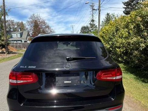 Used 2017 Mercedes-Benz GLC 300 image 14