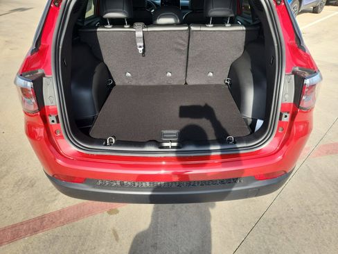 New 2026 Jeep Compass Latitude image 16