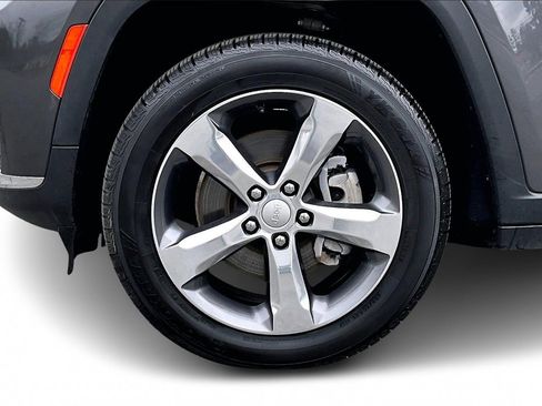 Certified 2021 Jeep Grand Cherokee L Limited w/ Trailer Tow Group (B) image 32