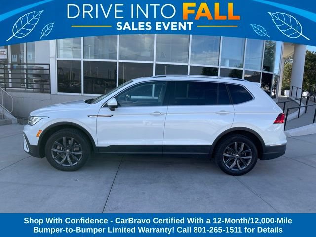Used 2023 Volkswagen Tiguan SE AWD/4WD image 3