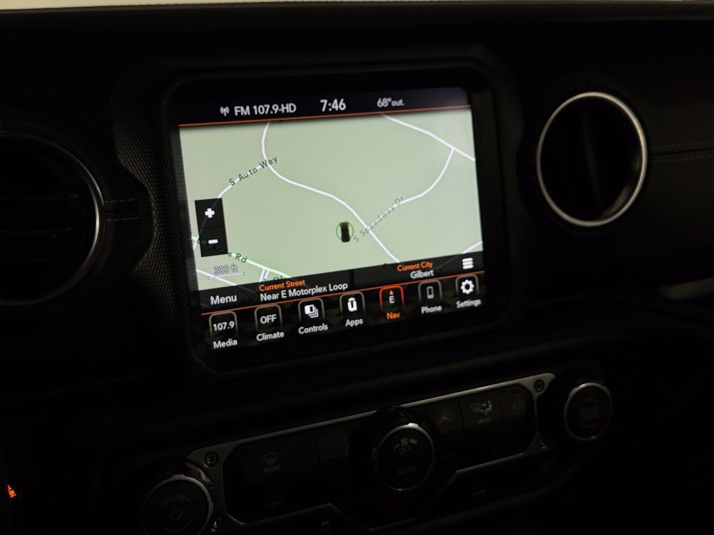 Used 2021 Jeep Wrangler Unlimited Sahara AWD/4WD image 21