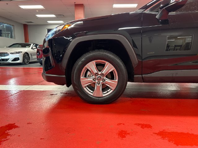 Certified 2025 Toyota RAV4 XLE AWD/4WD image 28