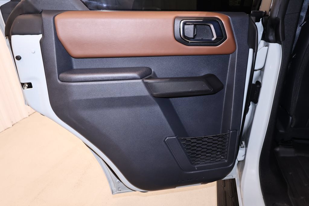 Certified 2024 Ford Bronco Outer Banks AWD/4WD image 14