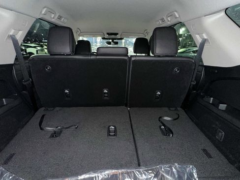 New 2025 Nissan Pathfinder SL image 20