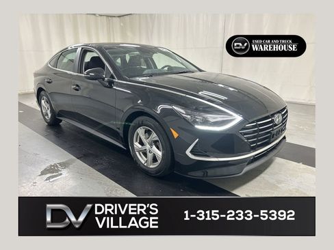 Used 2023 Hyundai Sonata SE image 1
