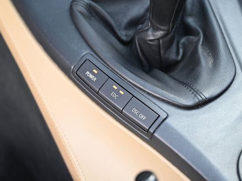 Used 2008 BMW M3 image 37