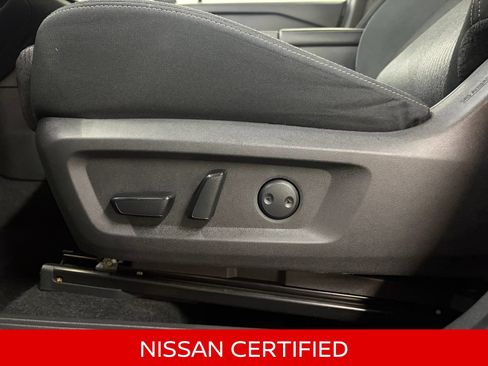 Certified 2025 Nissan Rogue SV AWD/4WD image 26