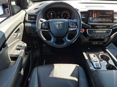 Used 2024 Honda Ridgeline Black Edition image 11