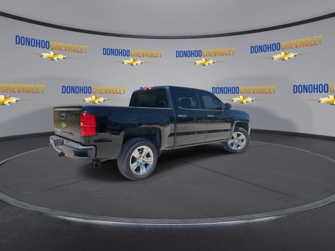 Used 2018 Chevrolet Silverado 1500 Custom w/ Custom Value Package image 11