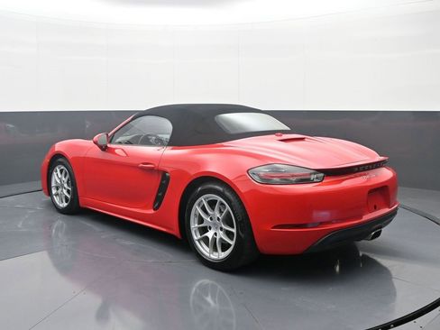 Used 2017 Porsche 718 Boxster image 5