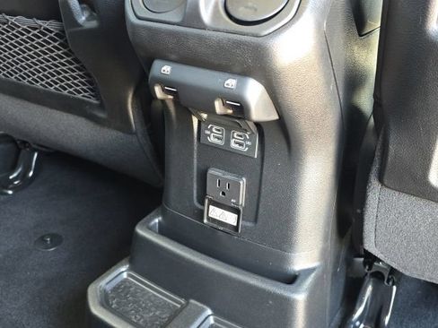 Used 2024 Jeep Wrangler Unlimited Sahara w/ Technology Group AWD/4WD image 18