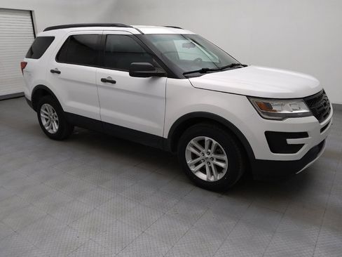 Used 2016 Ford Explorer 4WD image 11