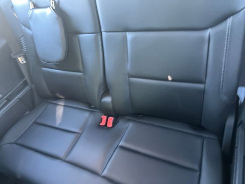 Used 2024 Ford Explorer XLT w/ Equipment Group 202A image 24