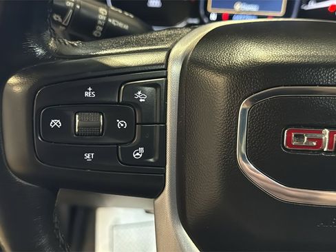 Used 2021 GMC Yukon XL SLT w/ SLT Luxury Package image 33