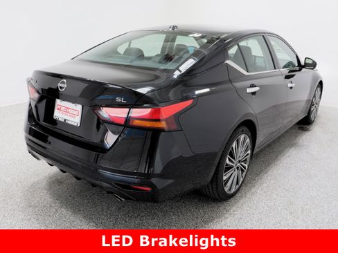 Used 2023 Nissan Altima 2.5 SL image 7