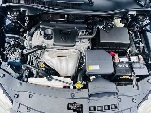 Used 2015 Toyota Camry SE FWD image 21