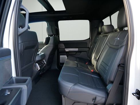Used 2025 Ford F250 Platinum AWD/4WD image 11