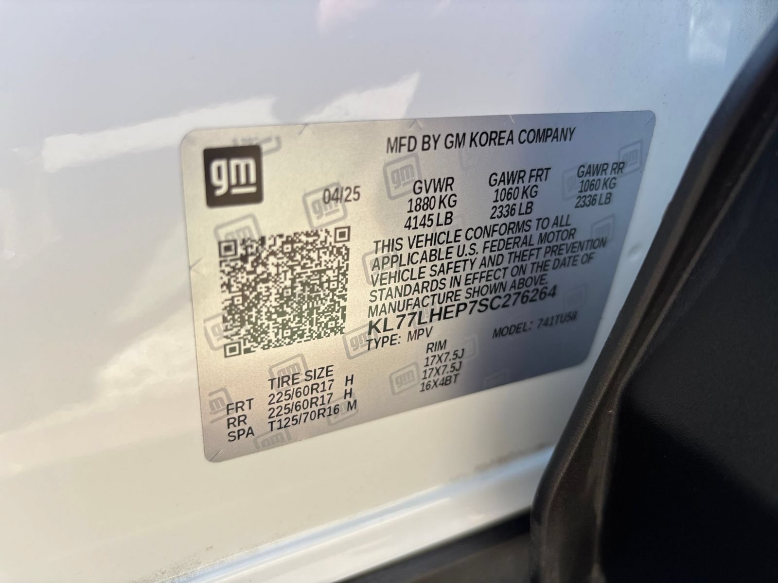 Used 2025 Chevrolet Trax LT w/ LT Convenience Package FWD image 27