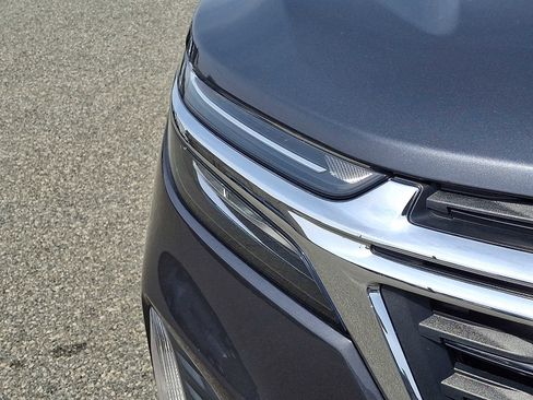 Used 2023 Chevrolet Equinox LT image 9