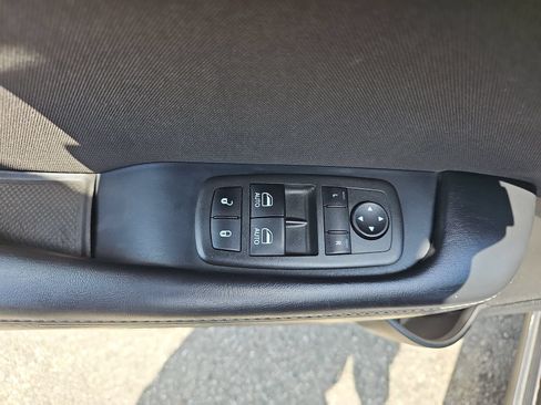 Used 2022 Dodge Challenger GT RWD image 25