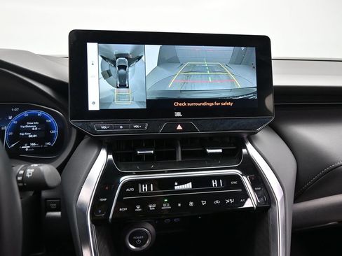 Used 2024 Toyota Venza Limited image 14