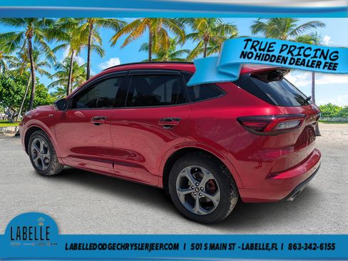 Used 2024 Ford Escape ST-Line w/ Tech Pack #1 FWD image 5