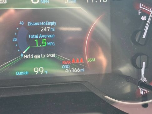 Used 2023 Toyota RAV4 XLE FWD image 7