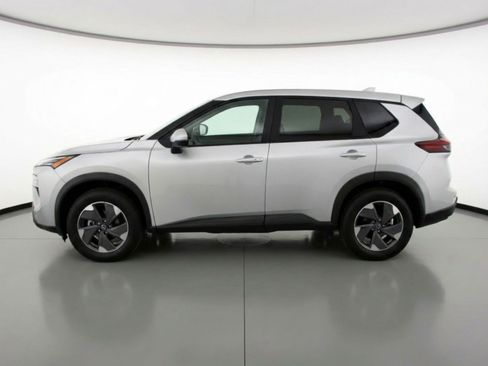 Used 2025 Nissan Rogue SV FWD image 5