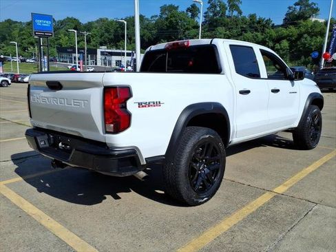 Used 2025 Chevrolet Colorado Trail Boss AWD/4WD image 6