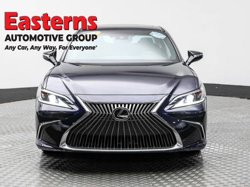 Used 2019 Lexus ES 350 w/ Premium Package image 2