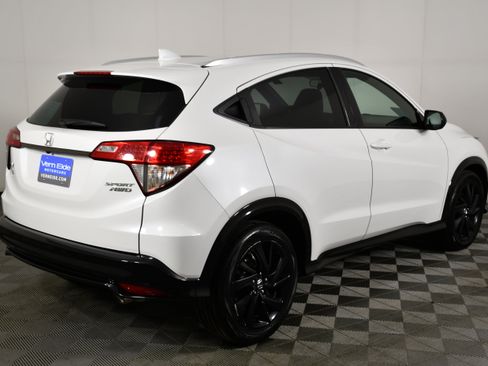 Used 2021 Honda HR-V Sport image 6