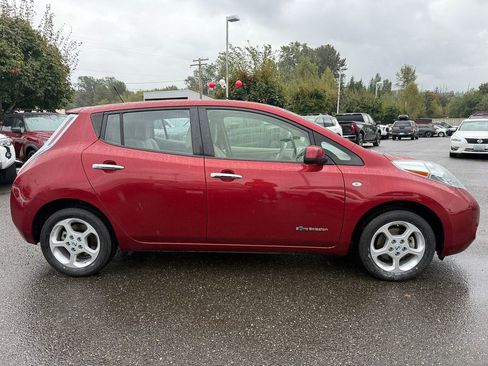 Used 2012 Nissan Leaf SL image 8